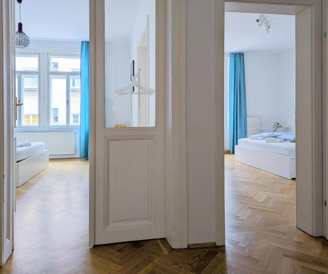 Central Mariahilfer Apartment 5 Min To The Schoenbrunn Palace And City Shopping Center Wien Exteriör bild